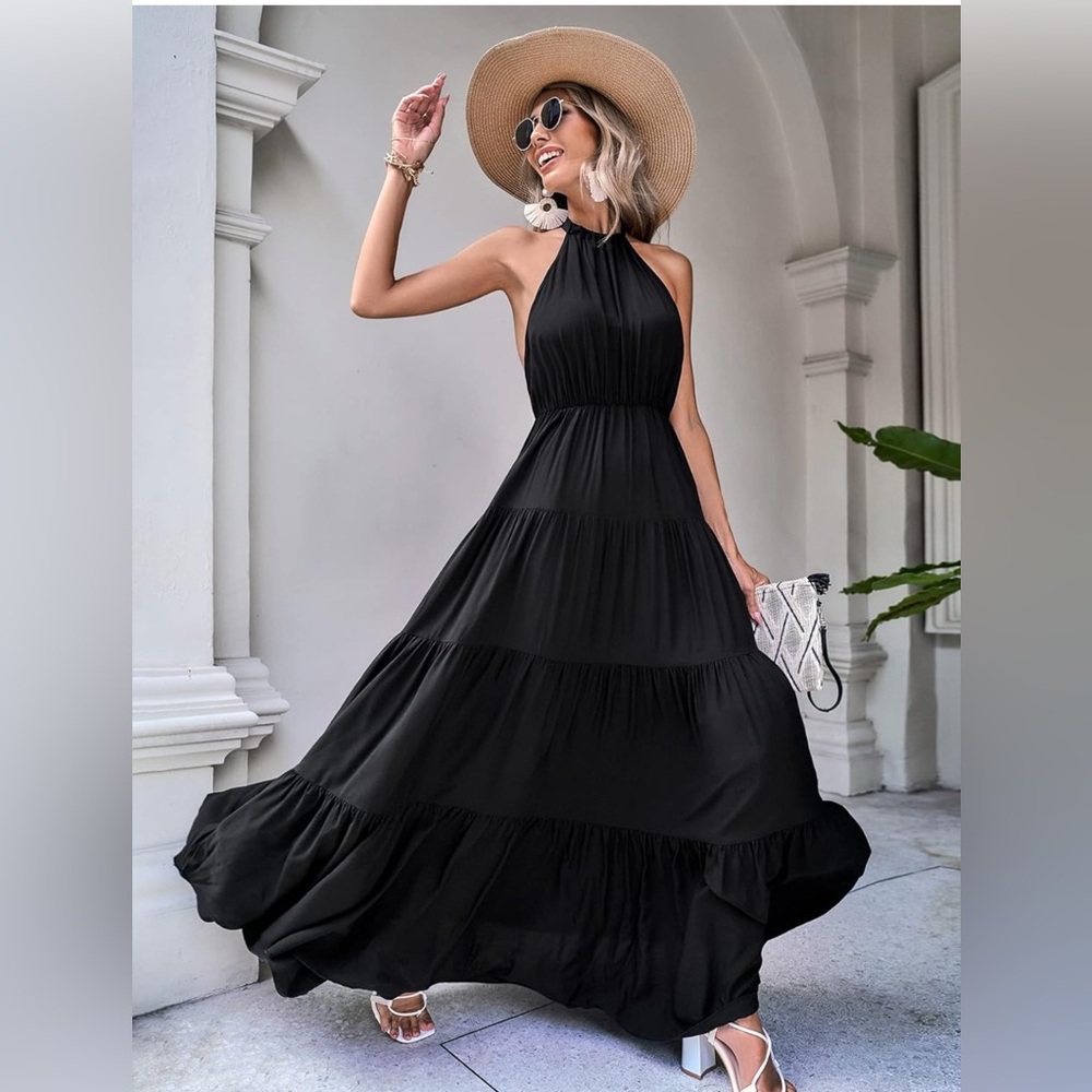 Elegant Black Halter Maxi Dress 👗🥰 - Picture 7 of 8